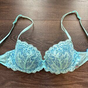 NWOT Victoria’s Secret Pink Date Push Up Bra in Floral Lace Teal Blue 34C